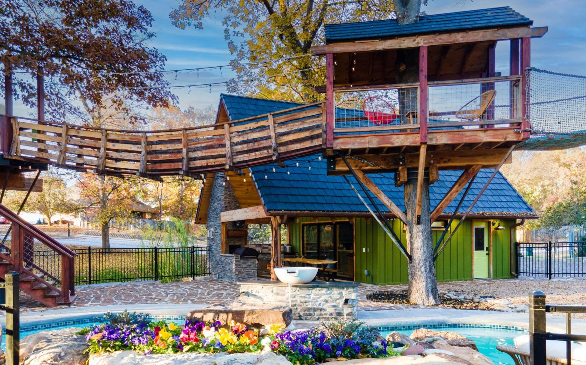 The Tree House In Bentonville Bagian luar foto